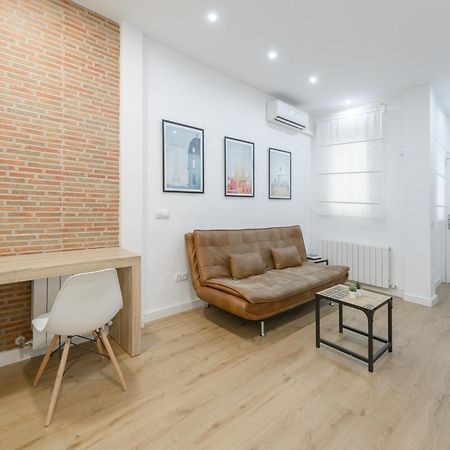 Avila Calle, Precioso Estudio En Santiago Bernabeu-Estrecho En Segundo Piso Sin Ascensor Διαμέρισμα Μαδρίτη Εξωτερικό φωτογραφία
