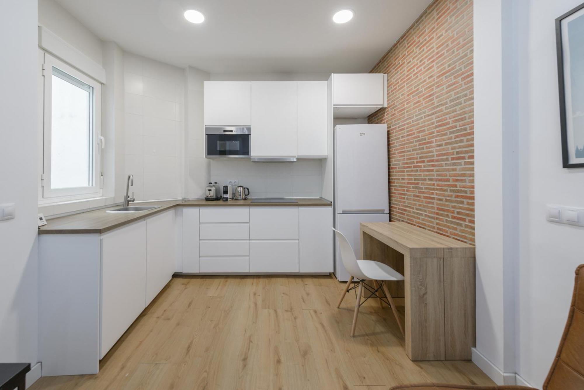 Avila Calle, Precioso Estudio En Santiago Bernabeu-Estrecho En Segundo Piso Sin Ascensor Διαμέρισμα Μαδρίτη Εξωτερικό φωτογραφία