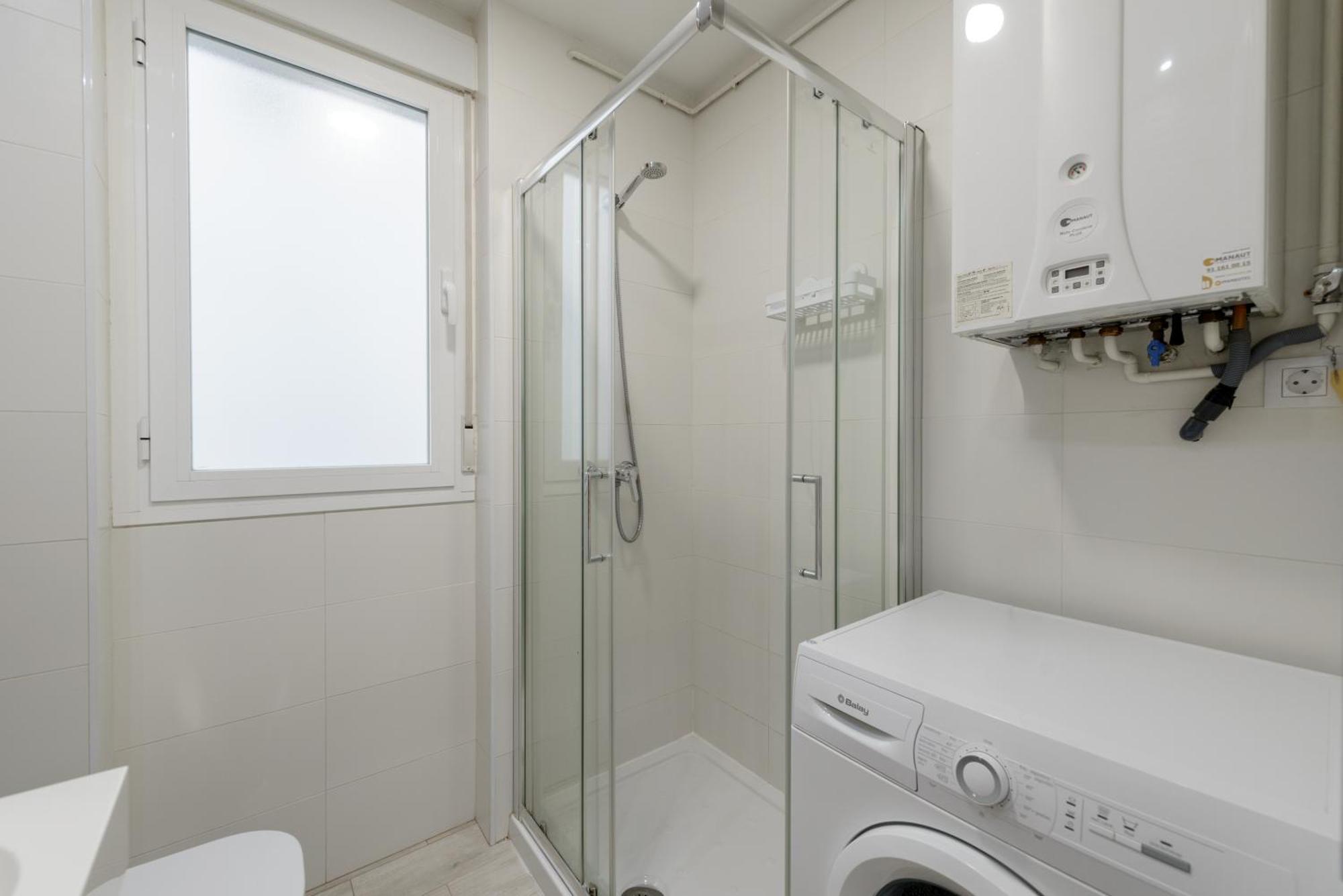 Avila Calle, Precioso Estudio En Santiago Bernabeu-Estrecho En Segundo Piso Sin Ascensor Διαμέρισμα Μαδρίτη Εξωτερικό φωτογραφία