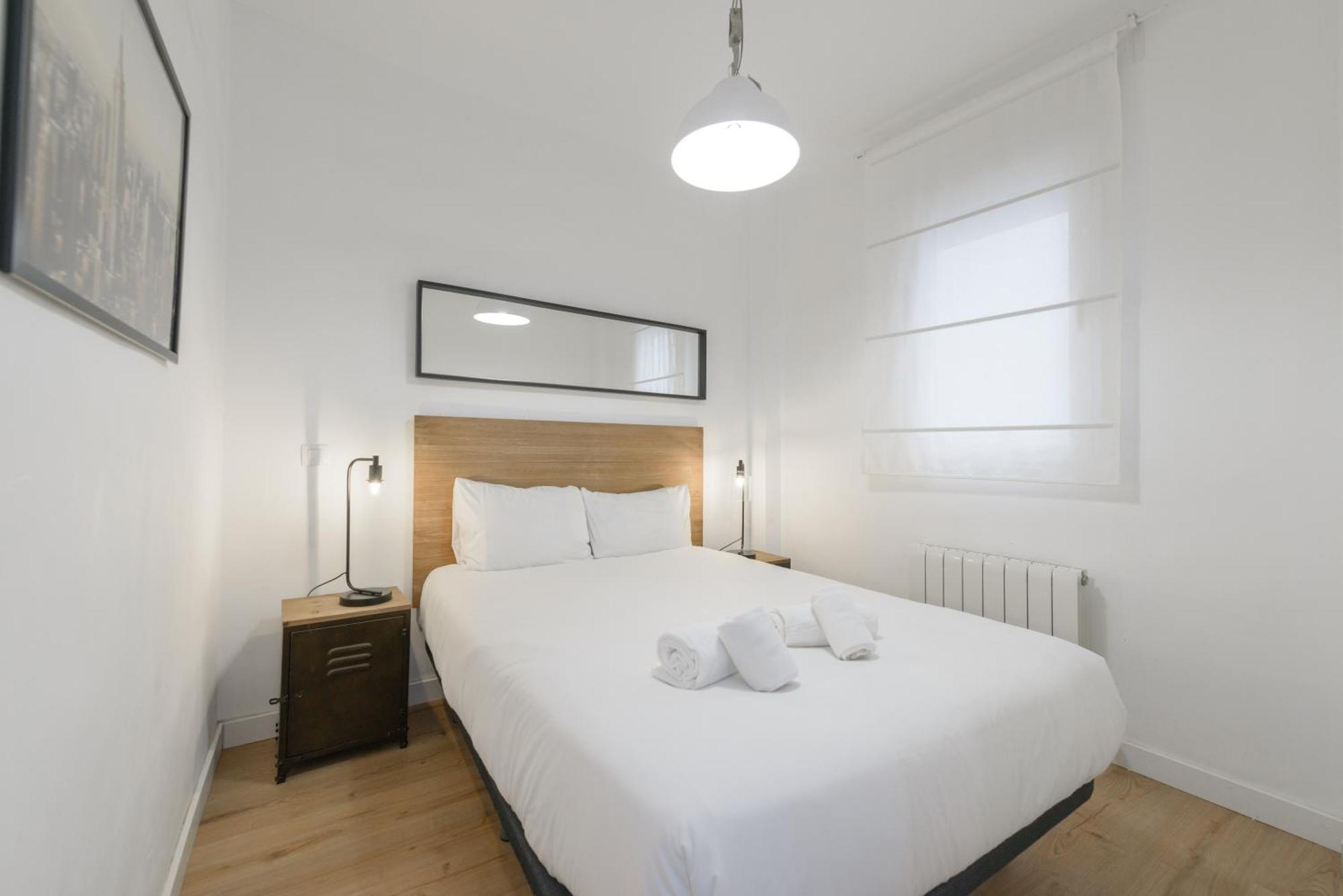 Avila Calle, Precioso Estudio En Santiago Bernabeu-Estrecho En Segundo Piso Sin Ascensor Διαμέρισμα Μαδρίτη Εξωτερικό φωτογραφία