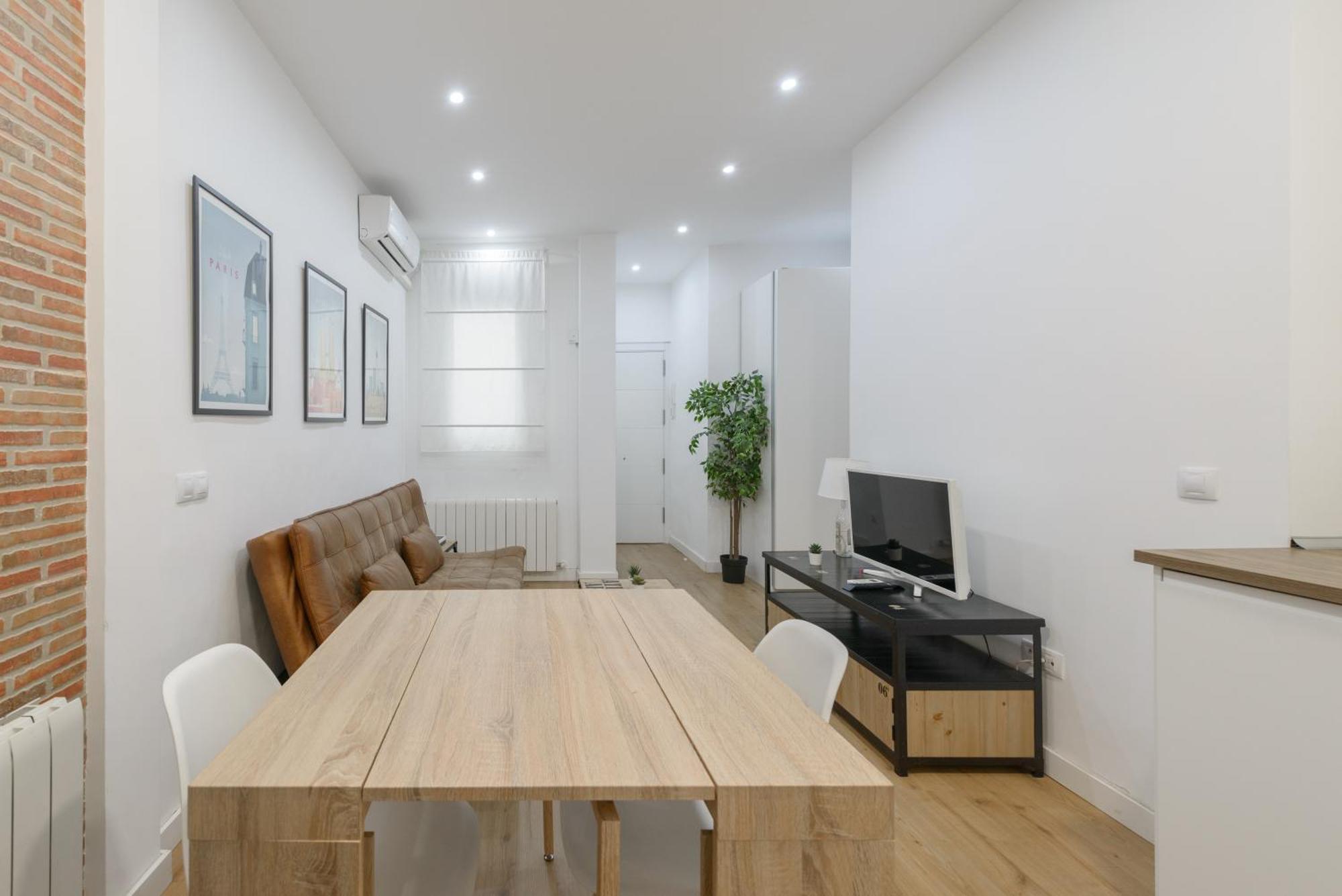Avila Calle, Precioso Estudio En Santiago Bernabeu-Estrecho En Segundo Piso Sin Ascensor Διαμέρισμα Μαδρίτη Εξωτερικό φωτογραφία