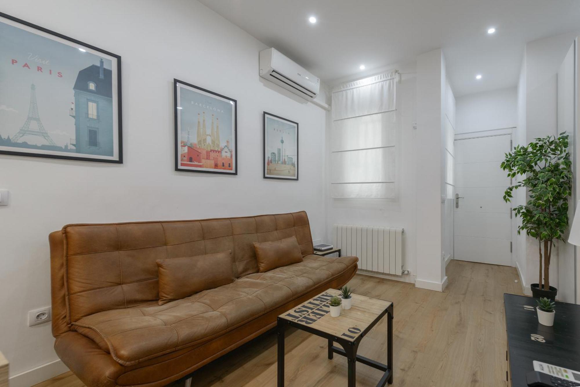 Avila Calle, Precioso Estudio En Santiago Bernabeu-Estrecho En Segundo Piso Sin Ascensor Διαμέρισμα Μαδρίτη Εξωτερικό φωτογραφία
