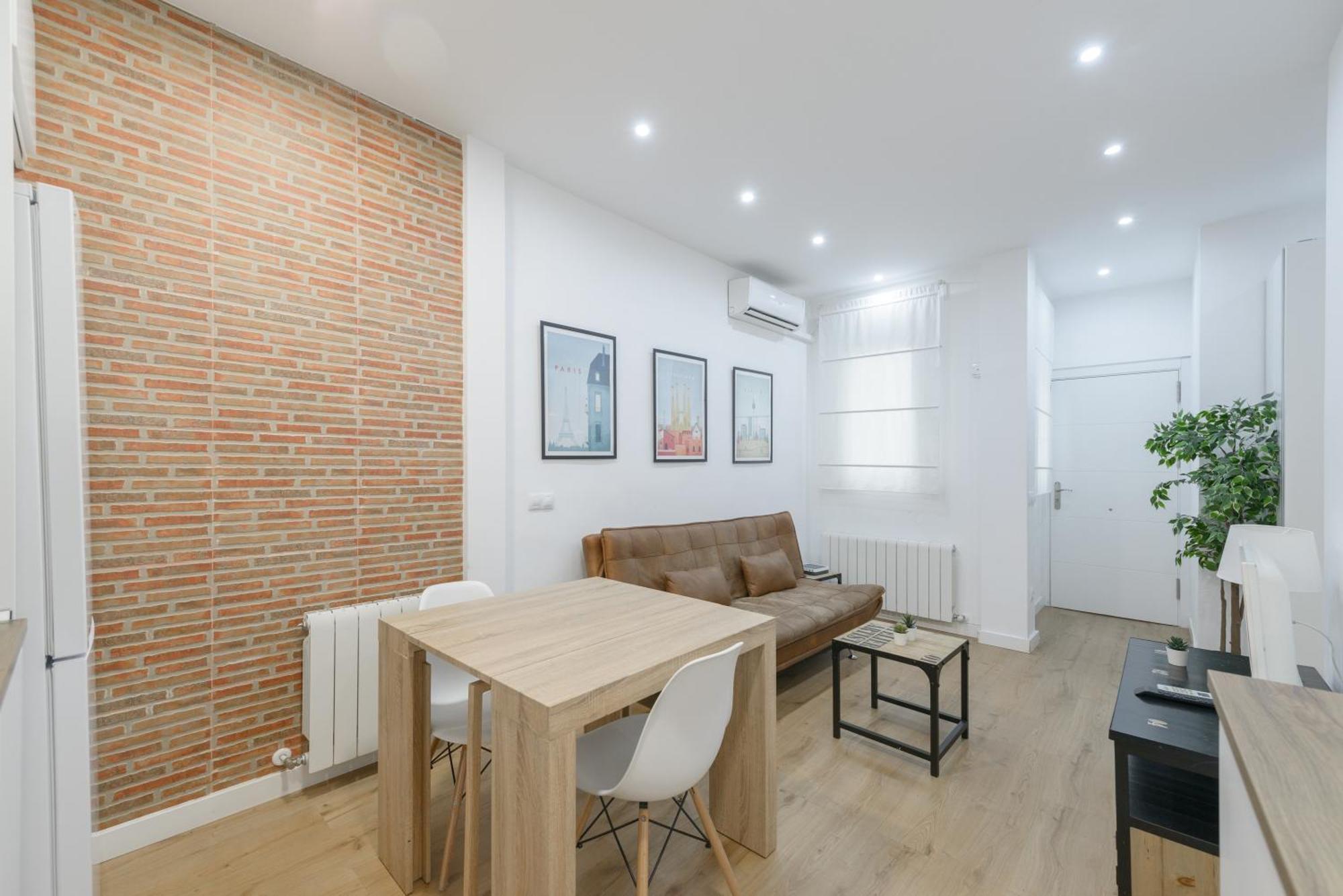 Avila Calle, Precioso Estudio En Santiago Bernabeu-Estrecho En Segundo Piso Sin Ascensor Διαμέρισμα Μαδρίτη Εξωτερικό φωτογραφία