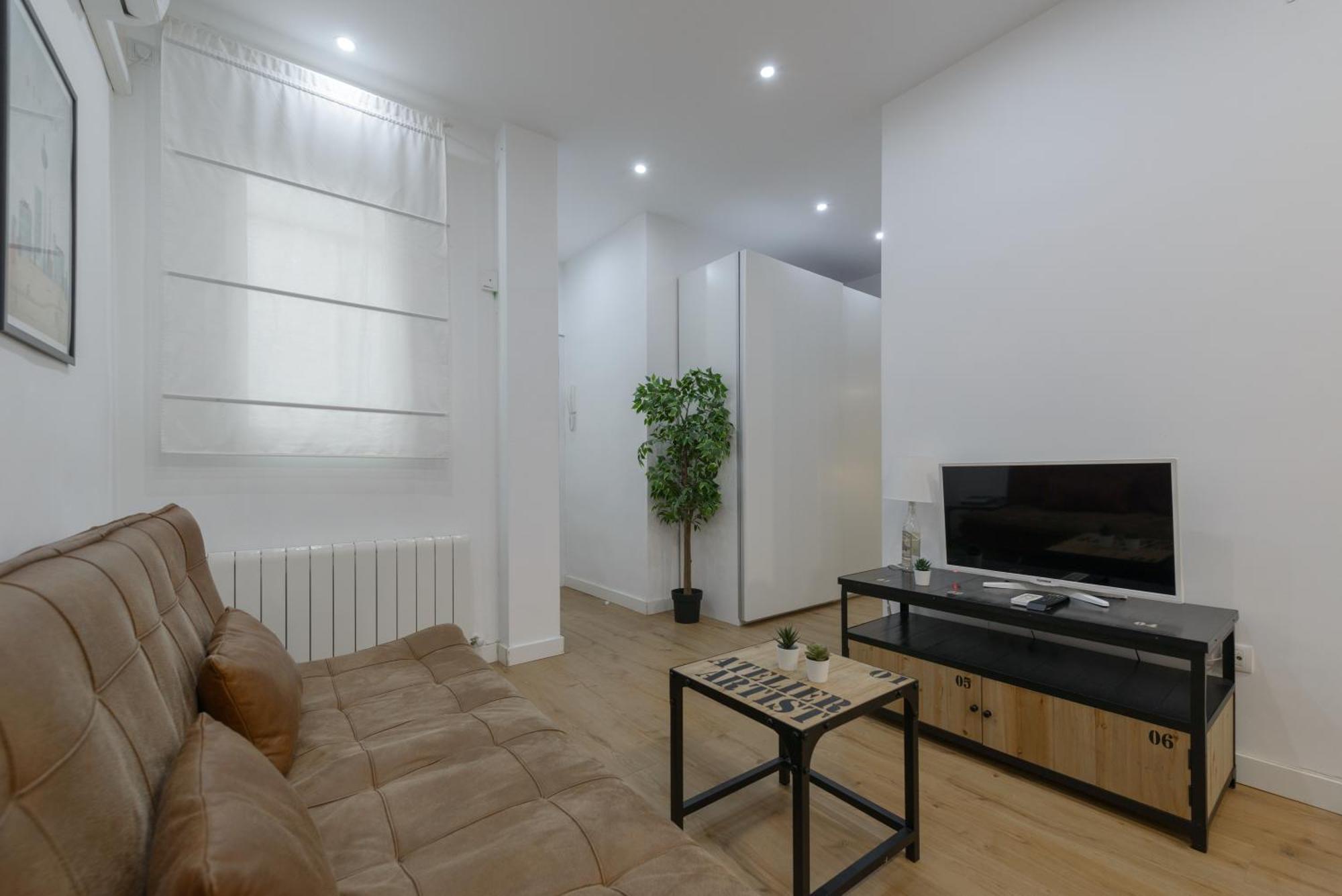 Avila Calle, Precioso Estudio En Santiago Bernabeu-Estrecho En Segundo Piso Sin Ascensor Διαμέρισμα Μαδρίτη Εξωτερικό φωτογραφία
